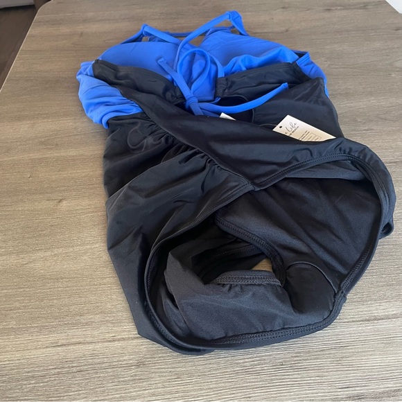 One piece Cupshe swimsuit - Picture 4 of 8